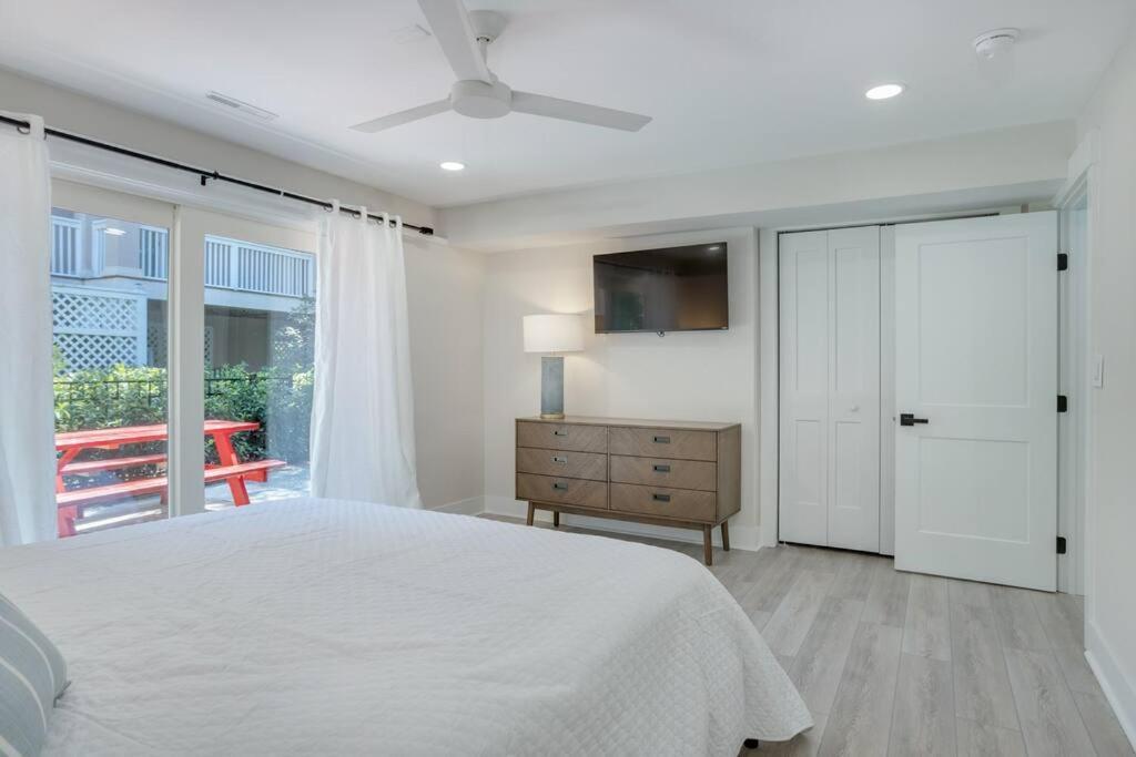 הילטון הד איילנד Luxury Beach House - 2Min Walk To Beach - Private Pool - Group & Dog Friendly מראה חיצוני תמונה