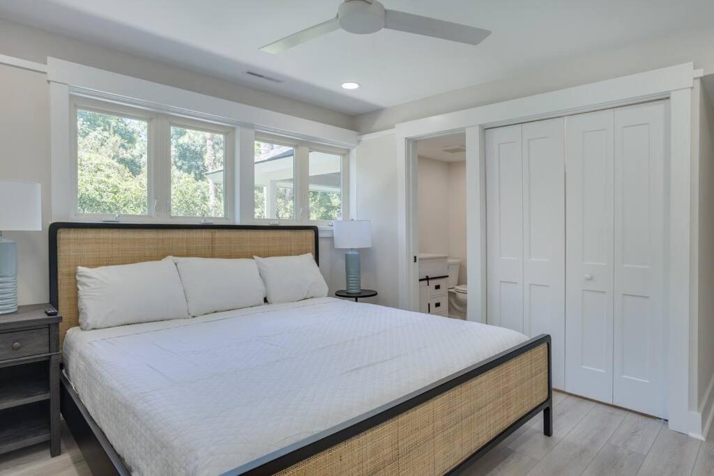 הילטון הד איילנד Luxury Beach House - 2Min Walk To Beach - Private Pool - Group & Dog Friendly מראה חיצוני תמונה